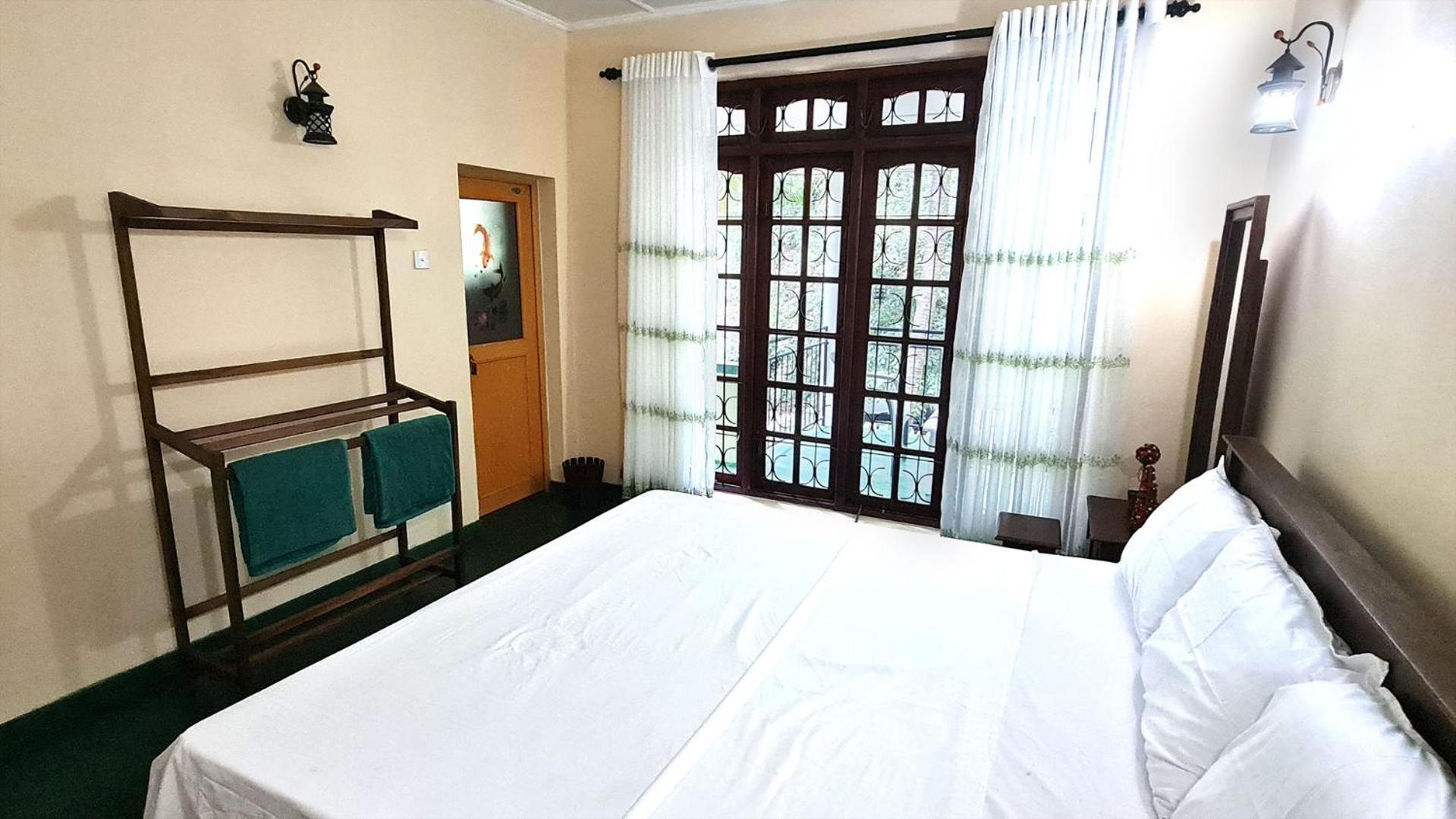 Kandy Guest House Kiribathkumbura Esterno foto